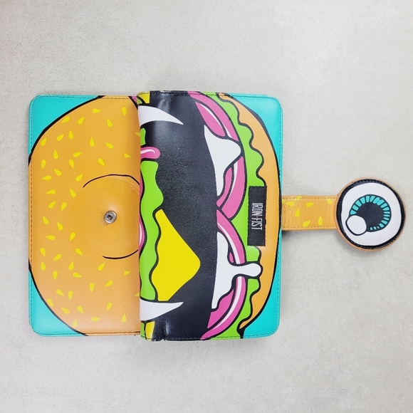 Iron fist Cyclops Burger Wallet - Picture 14 of 16